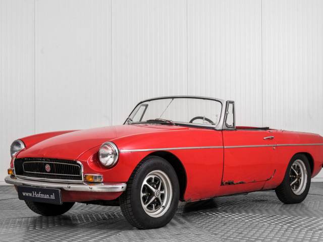 Image 1/50 of MG MGB (1971)