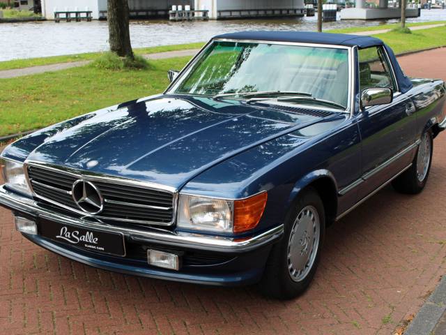 Image 1/41 of Mercedes-Benz 300 SL (1988)