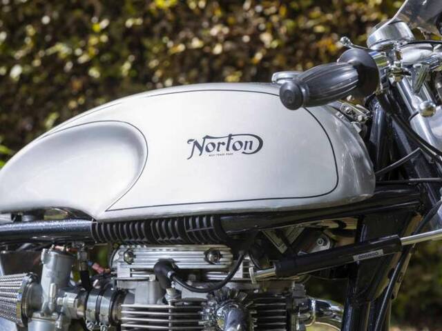 Norton Atlas 750