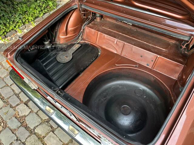 Alfa Romeo 2000 Spider Veloce