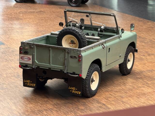 Land Rover 88