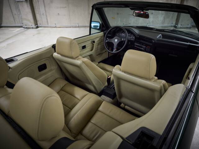 BMW 325i