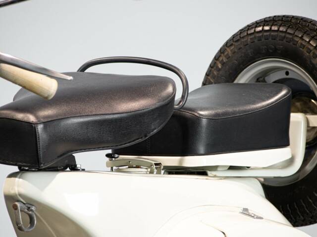 Piaggio Vespa 125 Super
