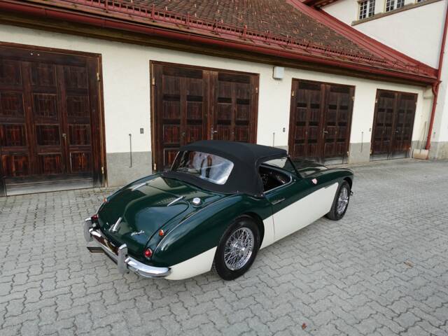 Austin-Healey 100/6 (BN6)