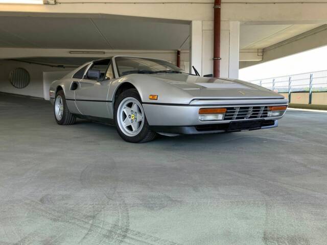 Bild 1/33 von Ferrari 328 GTS (1986)