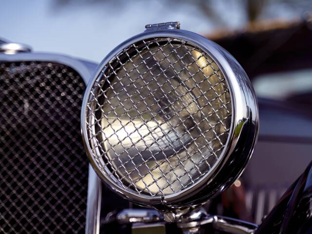 Singer 9 Sports