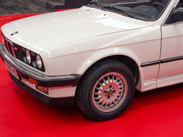 BMW 325i
