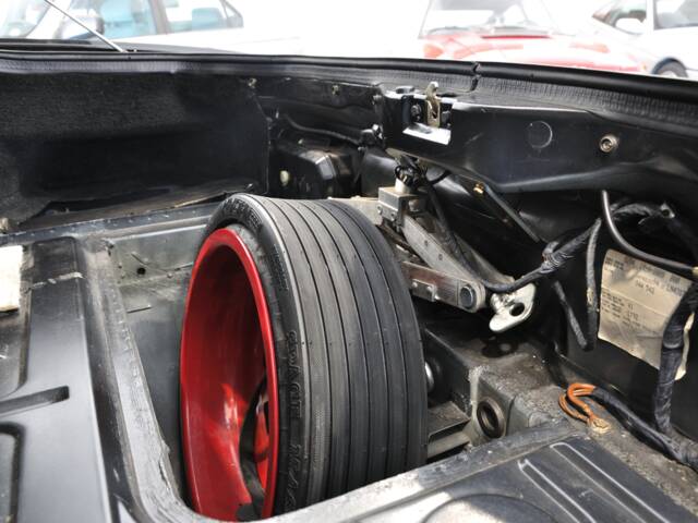 Porsche 944 S2