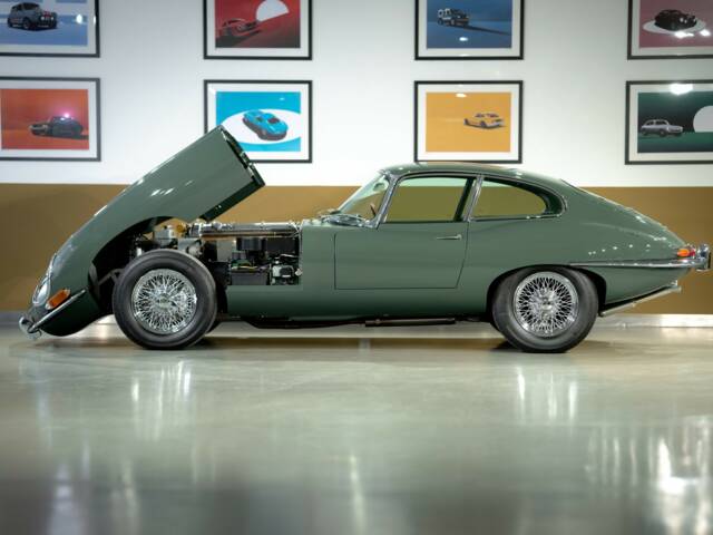 Jaguar E-Type 4.2