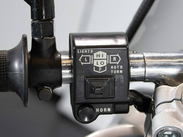 Suzuki GSX 750S Katana