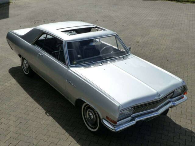 Bild 1/15 von Opel Diplomat V8 5,4 (1965)