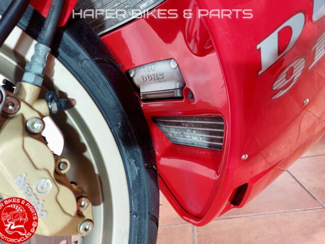 Ducati 916