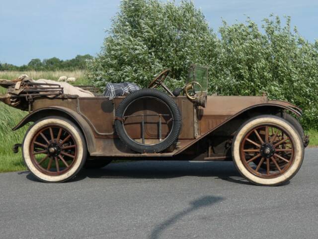 Regal Model T Underslung