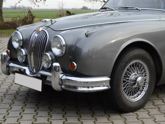 Jaguar Mk II 3.4