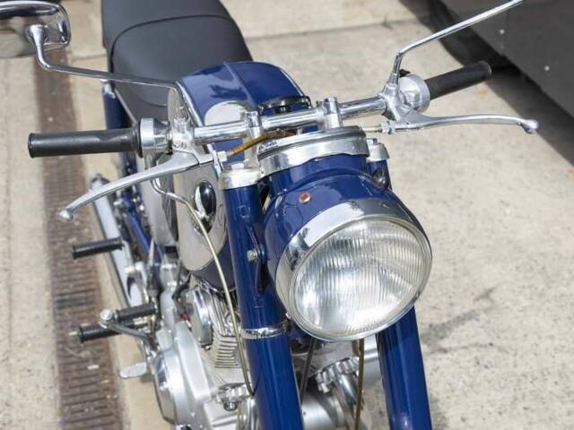 Honda CB 72