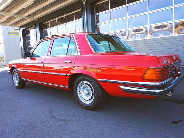 Mercedes-Benz 280 SE