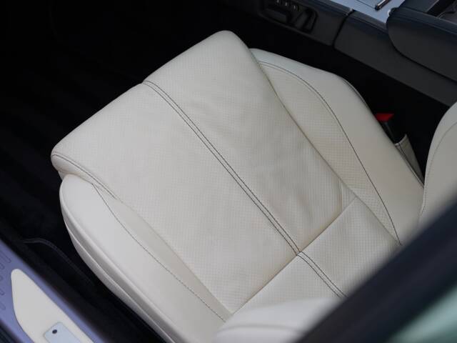 Aston Martin DB 9
