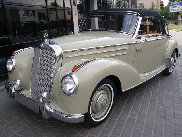 Mercedes-Benz 220 Cabriolet A