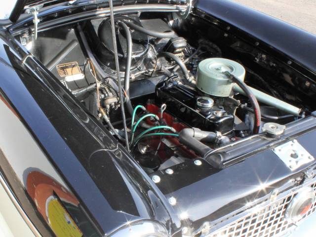 Nash Metropolitan