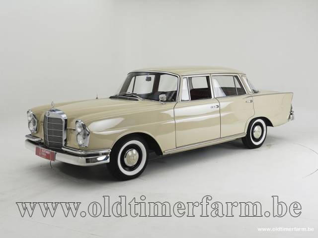 Image 1/15 of Mercedes-Benz 220 S b (1960)