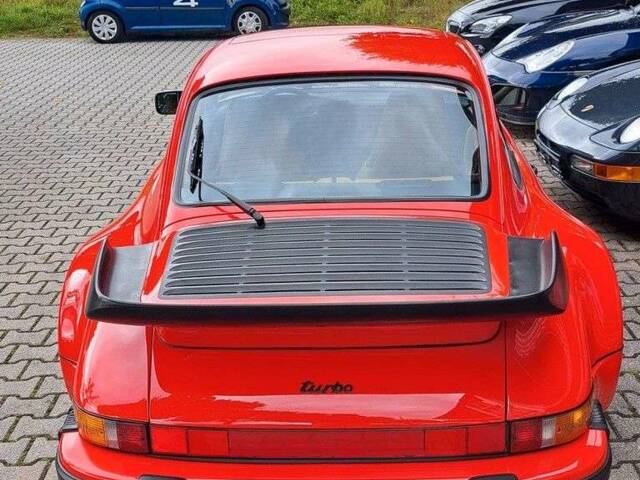 Porsche 911 Turbo 3.3