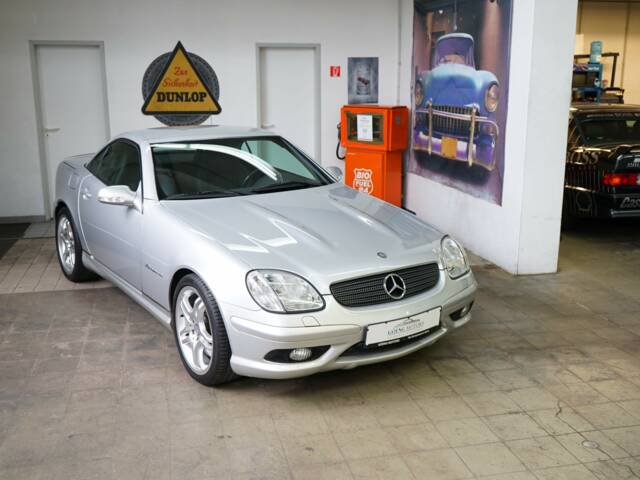 Bild 1/50 von Mercedes-Benz SLK 32 AMG (2002)