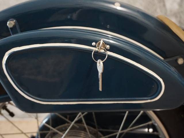 NSU Superfox - ...die Schlüssel für die schönen Seitenkästen sind natürlich auch vorhanden...