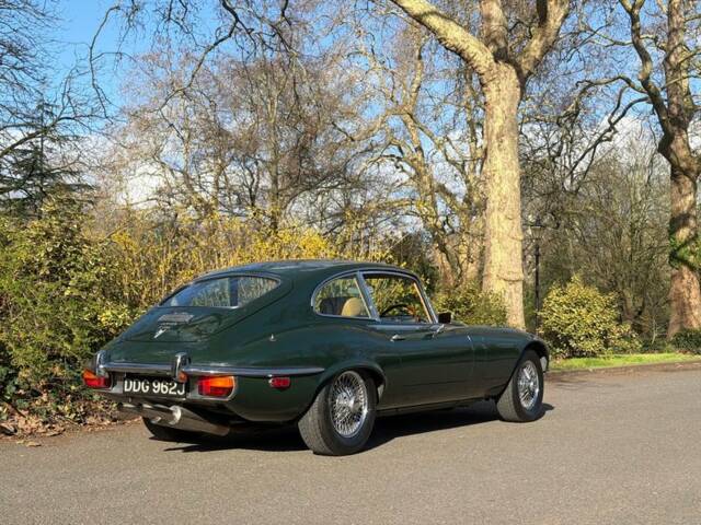 Jaguar E-Type V12 (2+2)
