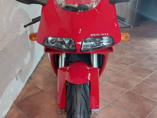 Ducati 916