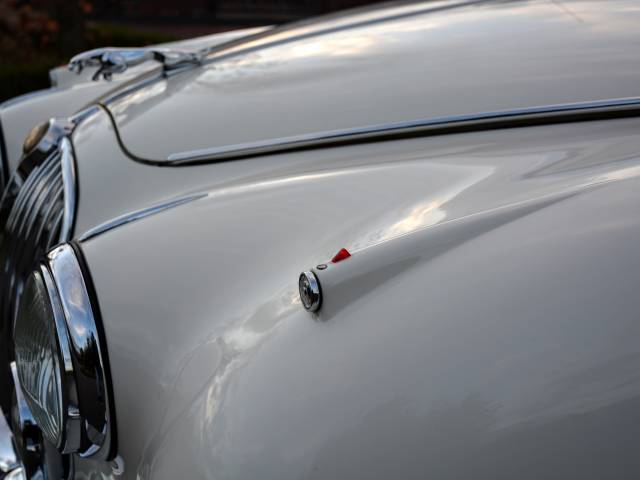 Jaguar Mk II 3.8