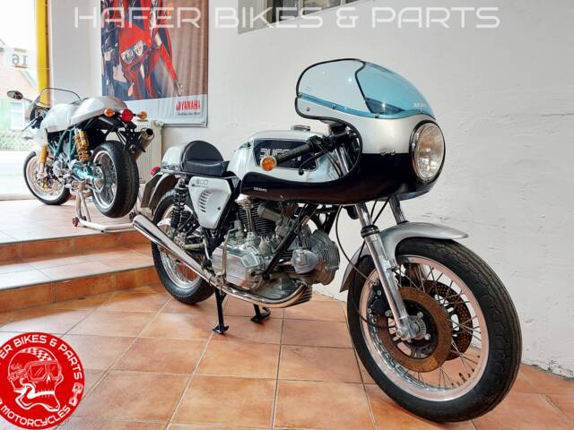 Ducati 900 SS