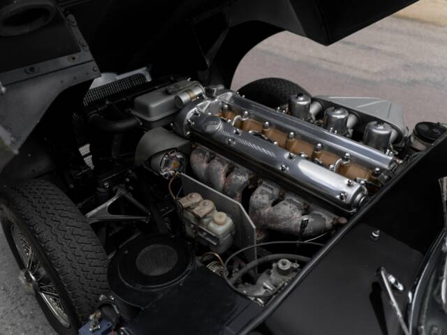 Jaguar E-Type 4.2