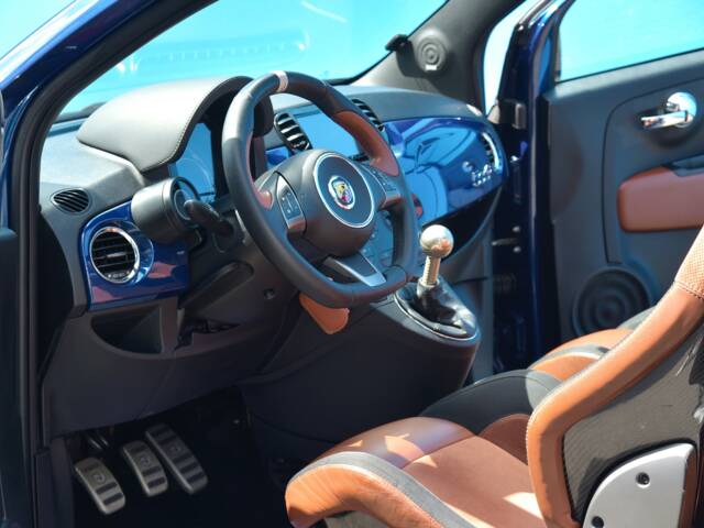 Abarth 595 Cabrio Italia
