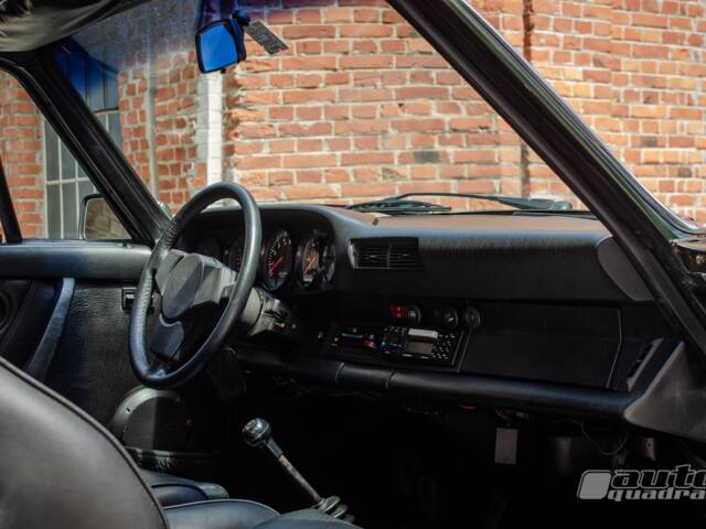 Porsche 911 Carrera 3.0