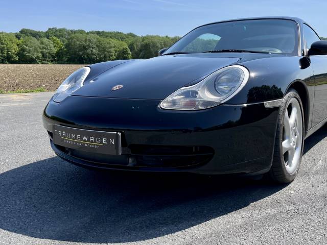 Porsche 911 Carrera
