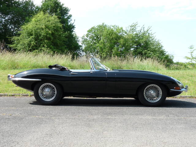 Jaguar E-Type 3.8