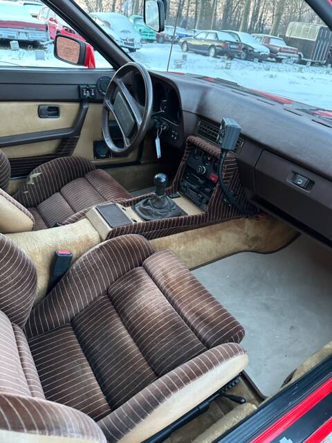 Porsche 924