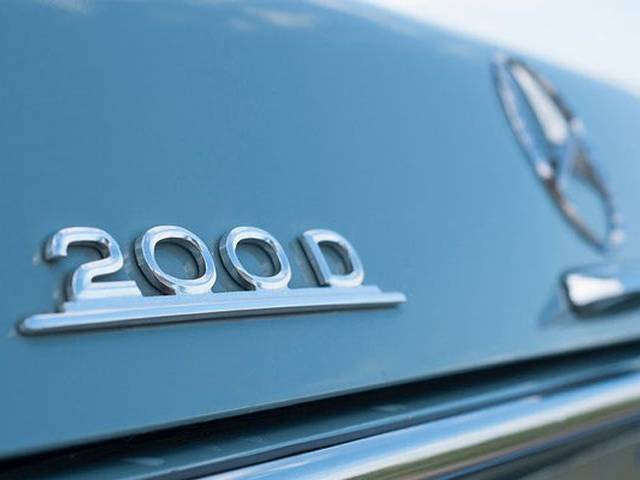 Mercedes-Benz 200 D