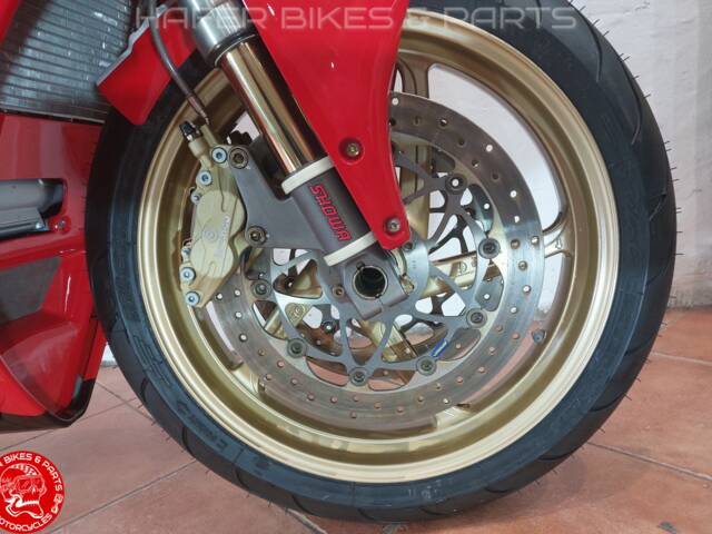 Ducati 748 S