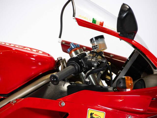 Ducati 916