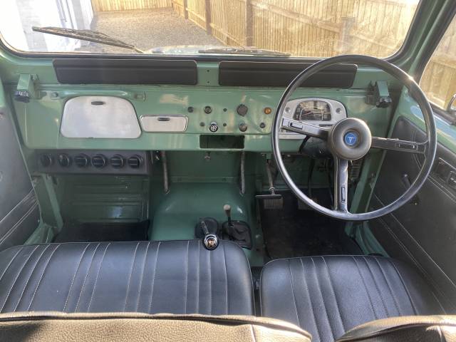 Toyota Land Cruiser FJ 40