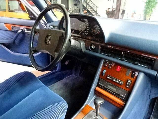 Mercedes-Benz 300 SE