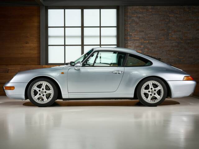 Porsche 911 Carrera