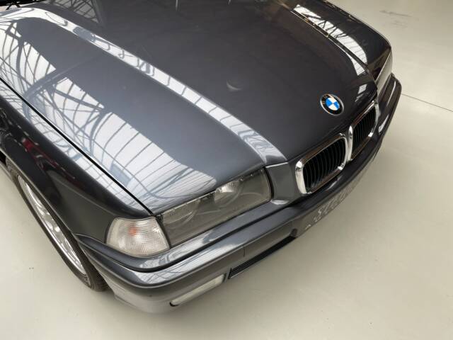 BMW 323ti Compact