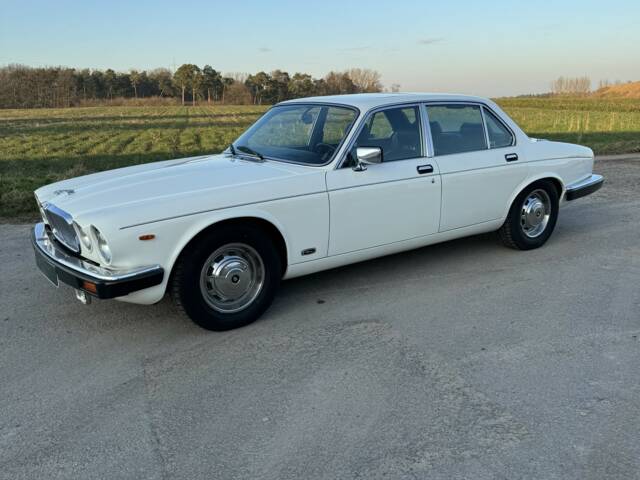 Jaguar Sovereign H.E. V12