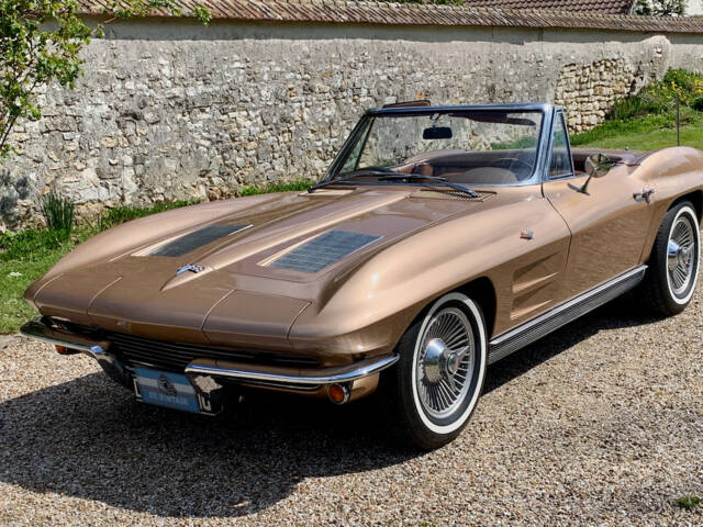 Image 1/80 of Chevrolet Corvette Sting Ray Convertible (1963)