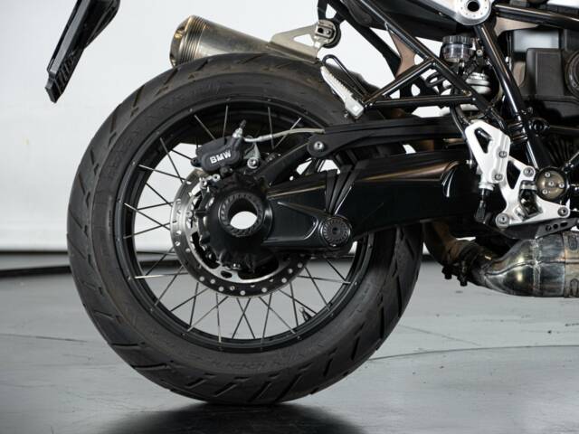 BMW R NineT