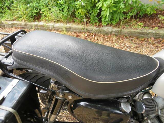BSA DBD 34 Gold Star