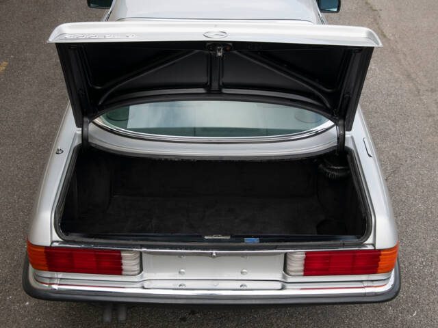 Mercedes-Benz 500 SLC