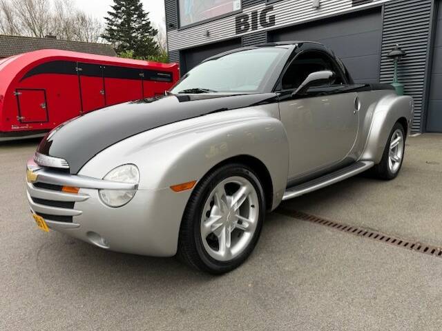 Bild 1/24 von Chevrolet SSR (2006)